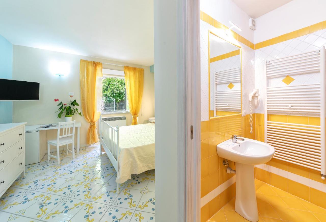 Hotel Il Nespolo Casamicciola Terme Εξωτερικό φωτογραφία