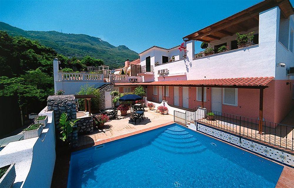 Hotel Il Nespolo Casamicciola Terme Εξωτερικό φωτογραφία